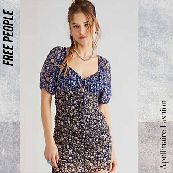 FREE PEOPLE TESSA RUCHED FLORAL PRINT MINI DRESS SMALL NEW BLUE COMBO - Picture 3 of 7